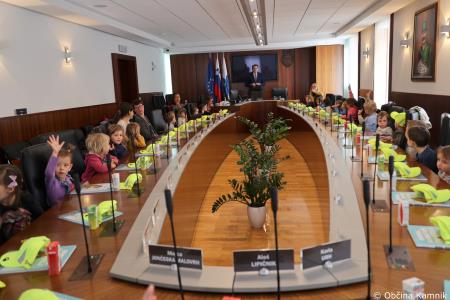 Župana obiskali otroci Vrtca Antona Medveda Kamnik (11)